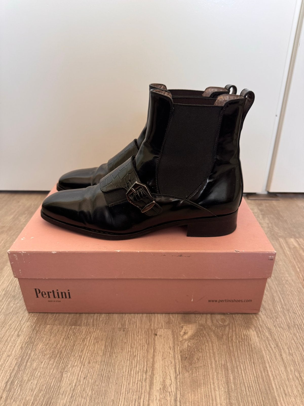 Pertini lakleren enkellaarsjes maat 39- Zo goed als nieuw, Ophalen of Verzenden, Zo goed als nieuw, Zwart, Lage of Enkellaarzen