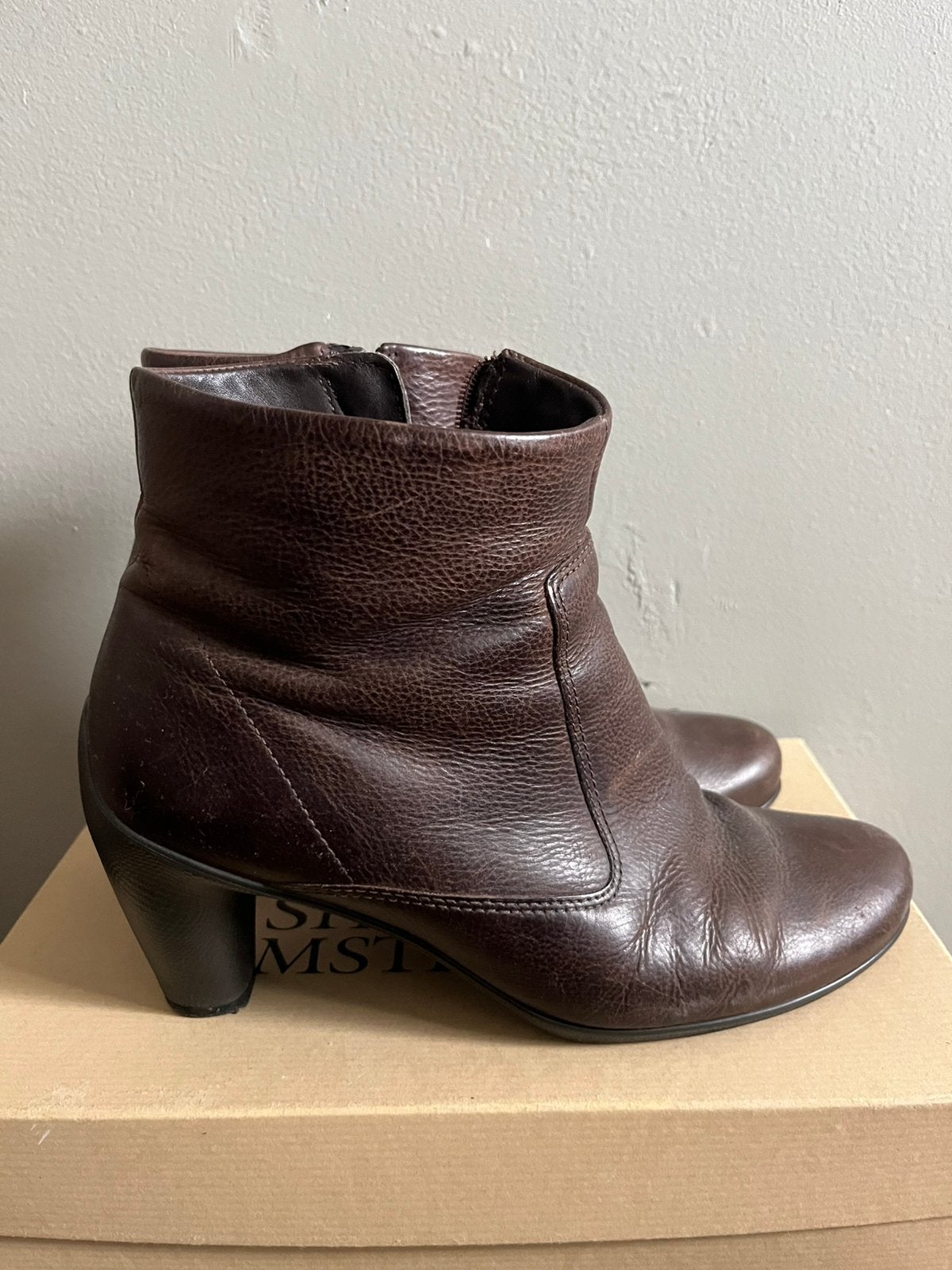 Ecco Enkellaarsjes maat 38, Kleding | Dames, Schoenen, Bruin, Lage of Enkellaarzen, Ophalen of Verzenden, Gedragen