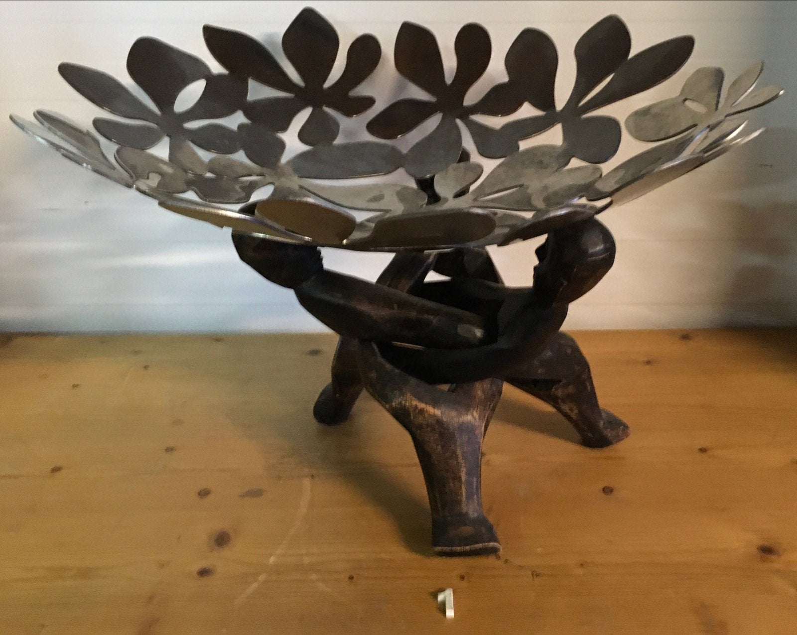 Drie decoratieve schalen op Afrikaans houtsnijwerk, Ophalen of Verzenden