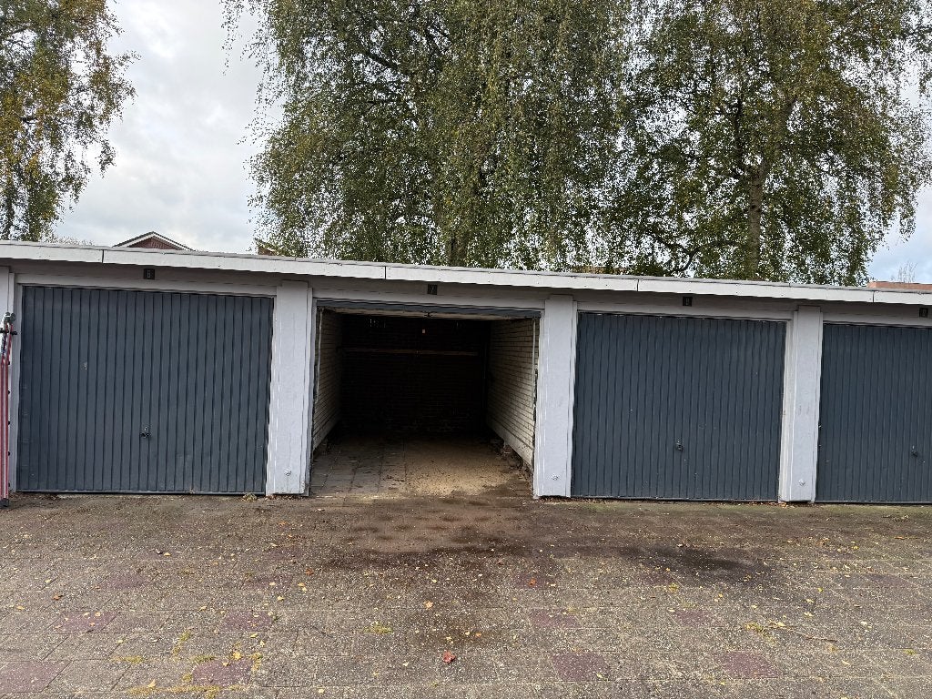 Te huur garagebox Bolsterstraat 106G4 Stadskanaal