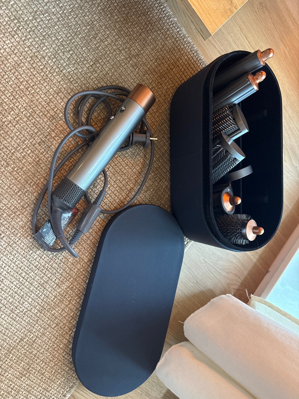 Dyson Airwrap Compleet met bon en doos, Ophalen, Zo goed als nieuw, Haarverzorging