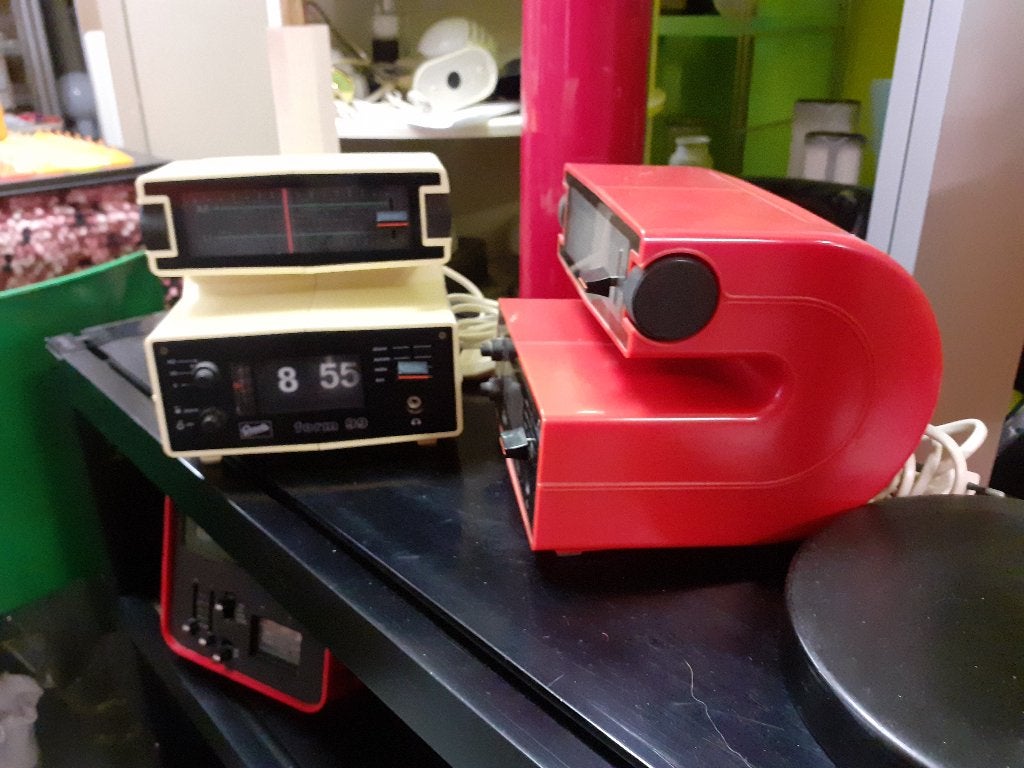Form Radio design Graetz space age rood wit retro jaren 70, Gebruikt, ?, ?, Ophalen of Verzenden