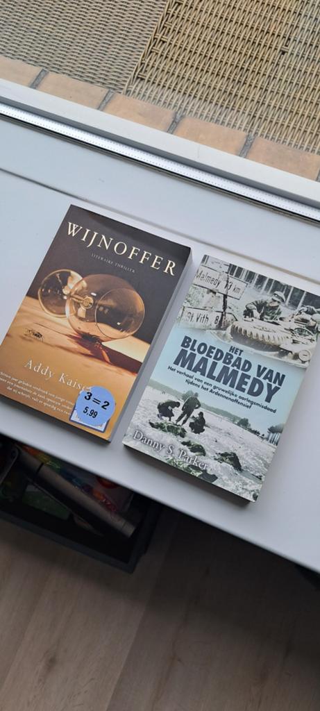 Diverse Boeken: Thrillers, Historie en Meer (7 stuks), Boeken, Detectives, Ophalen, Gelezen