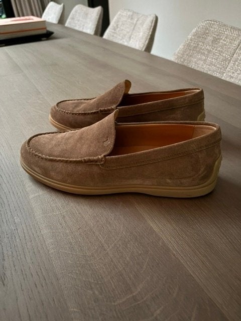 NIEUWE TODS LOAFERS SUEDE, Loafers, Bruin, Nieuw, Ophalen of Verzenden