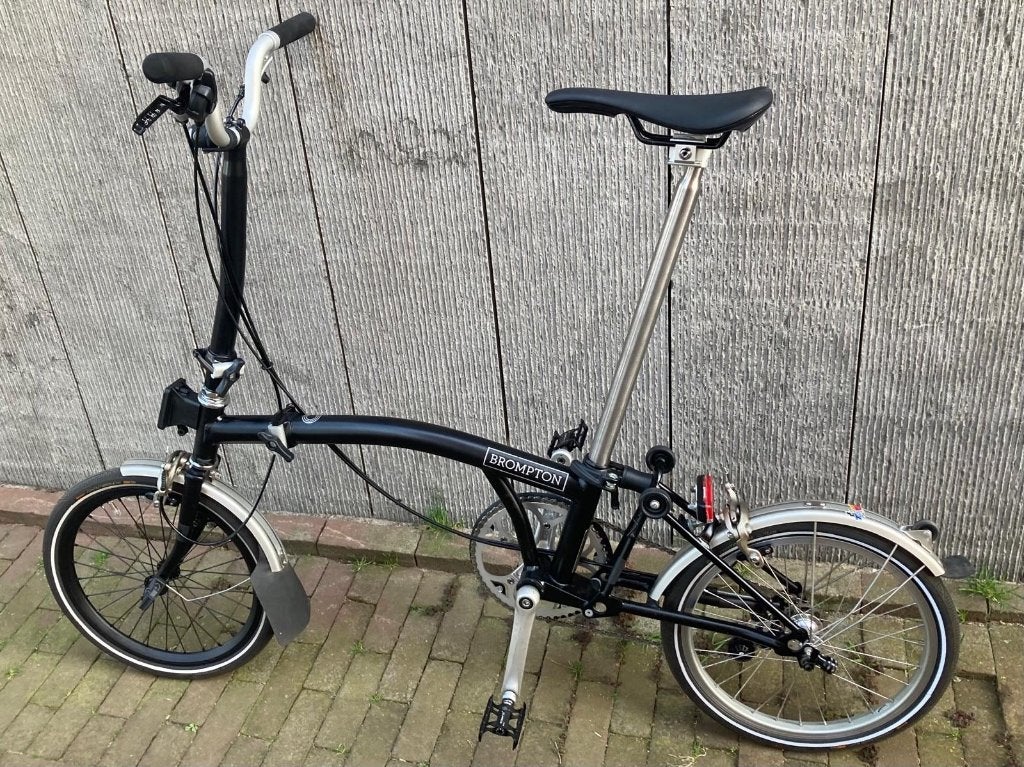 Ultralichte (10,2kg) BROMPTON met 4 versnellingen, met bon, Fietsen en Brommers, Fietsen | Vouwfietsen, Ophalen, Brompton, 16 tot 18 inch