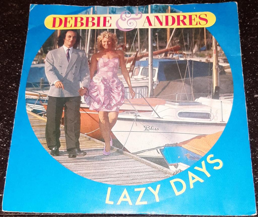 Debbie & Andres lazy days, Ophalen of Verzenden, Zo goed als nieuw, Pop