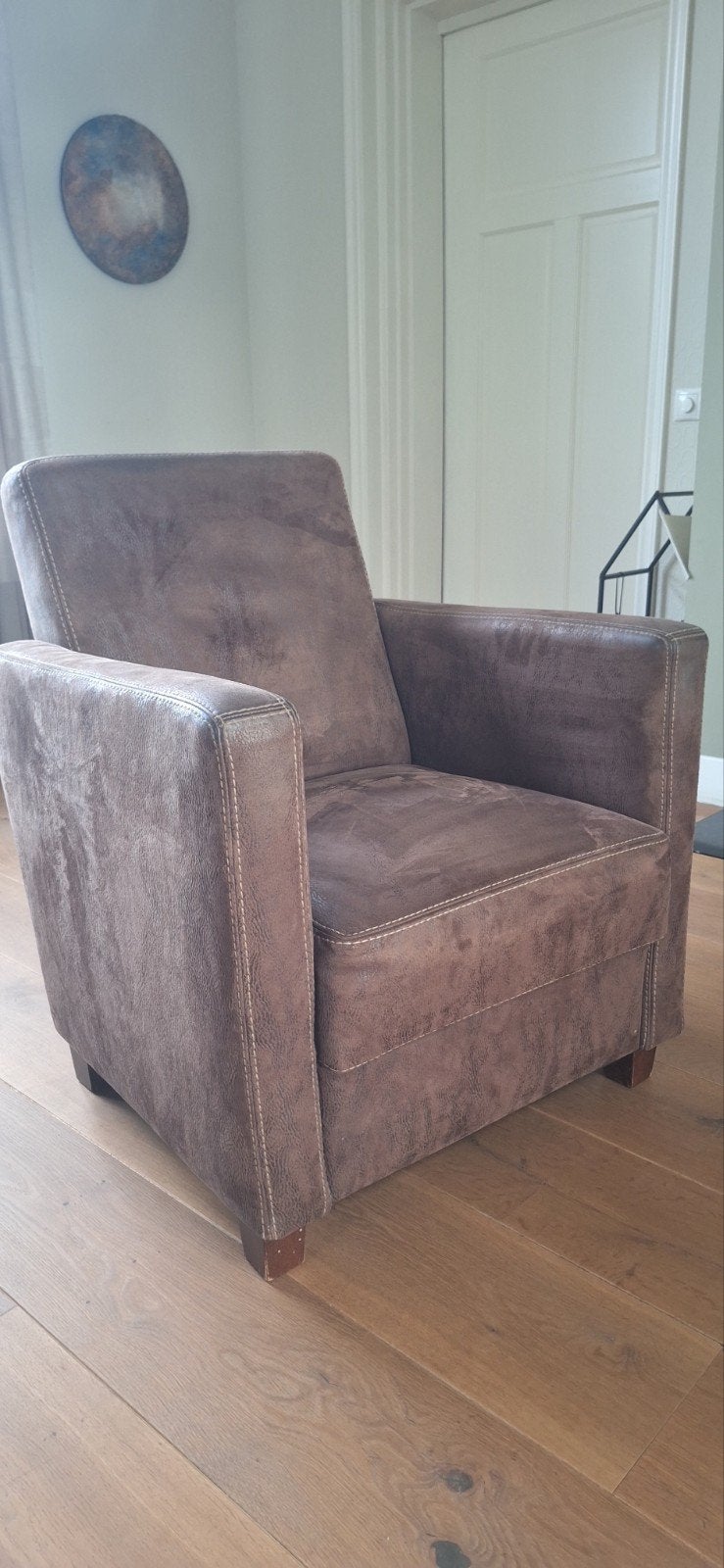 Twee comfortabele bruine fauteuils, Huis en Inrichting, Ophalen, Gebruikt, Modern comfort, 75 tot 100 cm
