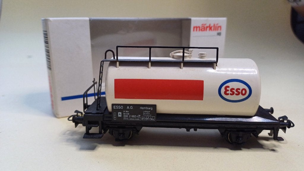 Marklin H0 4441 - 2 assige ketelwagen Esso v.d. DB in ovp, Gelijkstroom of Wisselstroom, Wagon, Ophalen of Verzenden, Zo goed als nieuw