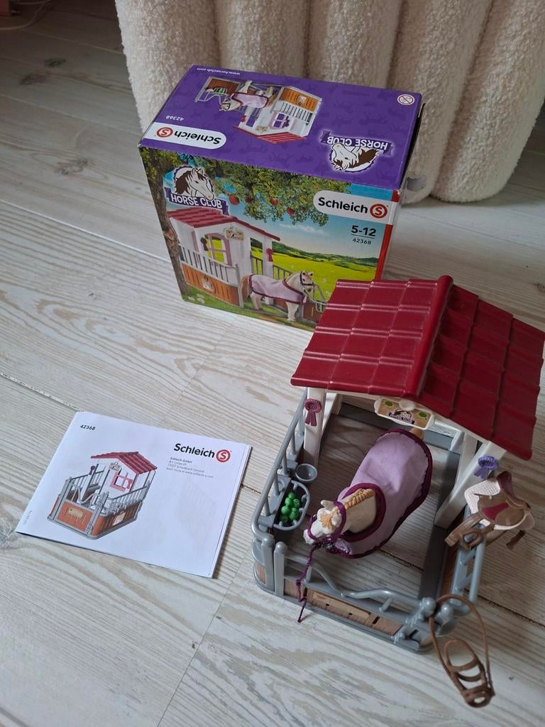 Schleich Horse Club Paardenbox met Arabische merrie 42368, Ophalen of Verzenden, Zo goed als nieuw, Jongen of Meisje