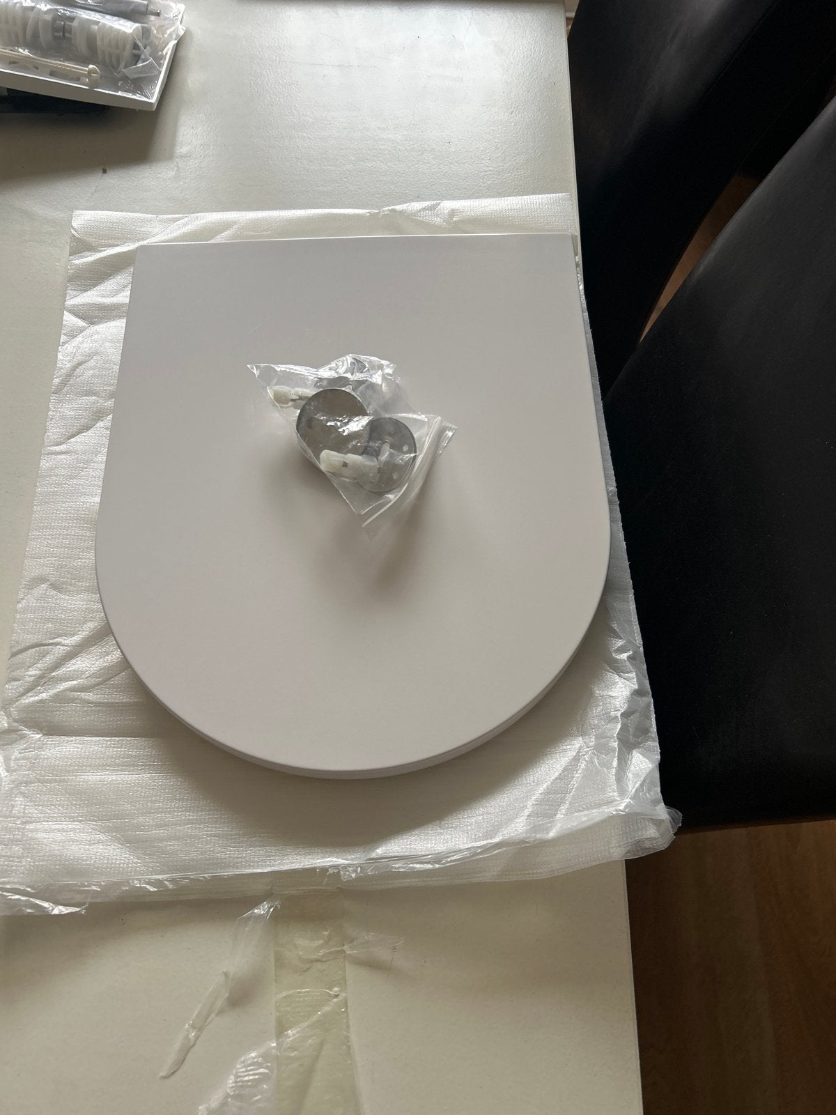 Nieuwe kielle witte toiletzitting met bevestigingsmateriaal, Ophalen, Nieuw, Toilet