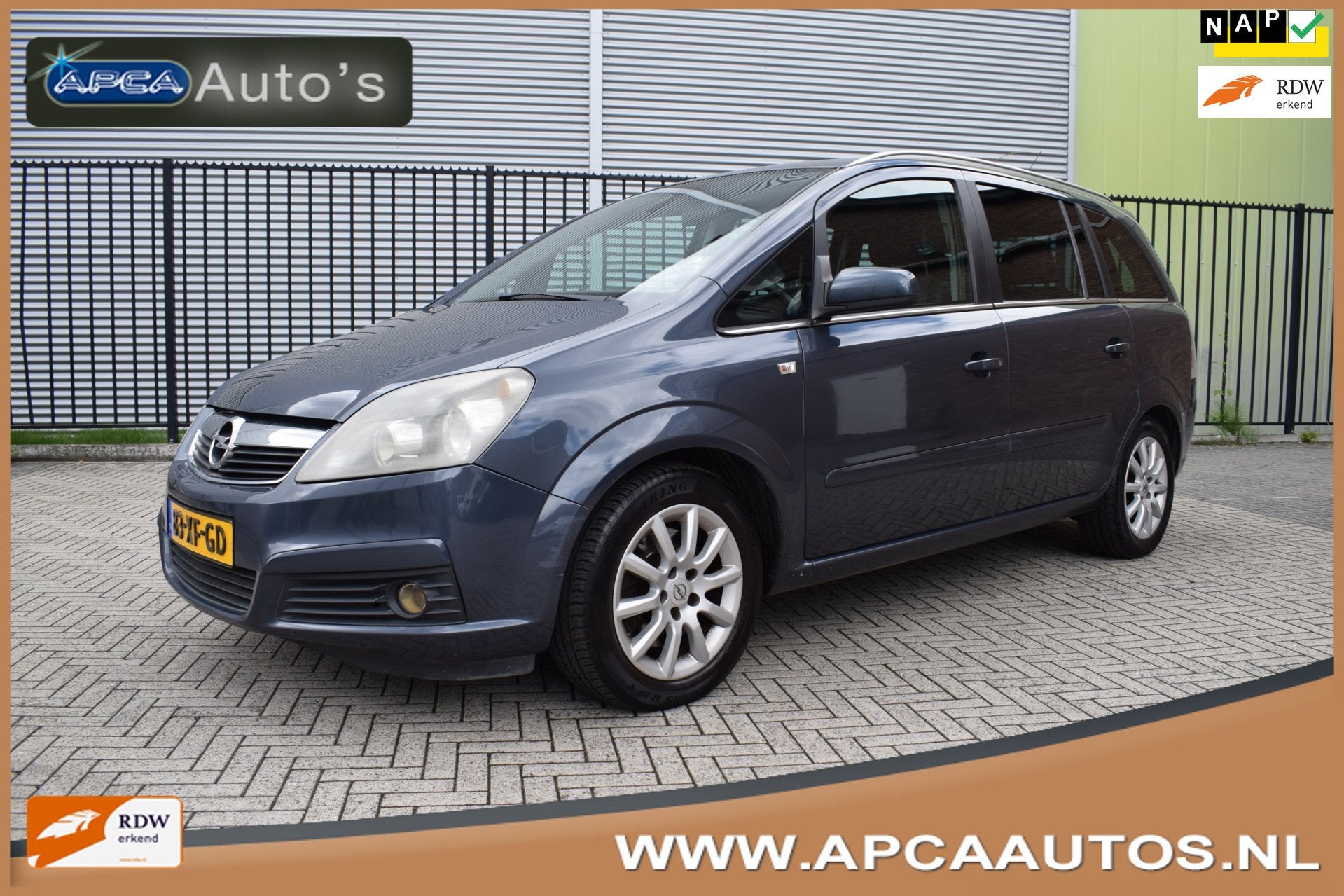 Opel Zafira 2.2 Executive 7 Persoons 1 mnd GARANTIE Airco Ij, Auto's, Voorwielaandrijving, Dealer onderhouden, Gebruikt, 4 cilinders