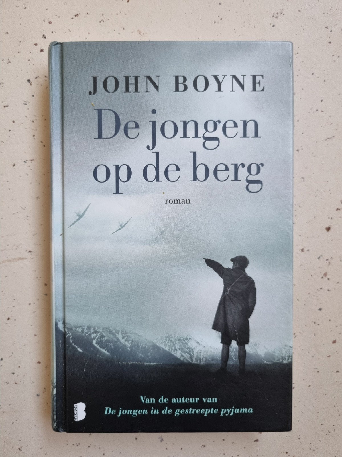 John Boyne - De jongen op de berg, Boeken, Ophalen of Verzenden, Zo goed als nieuw, John Boyne