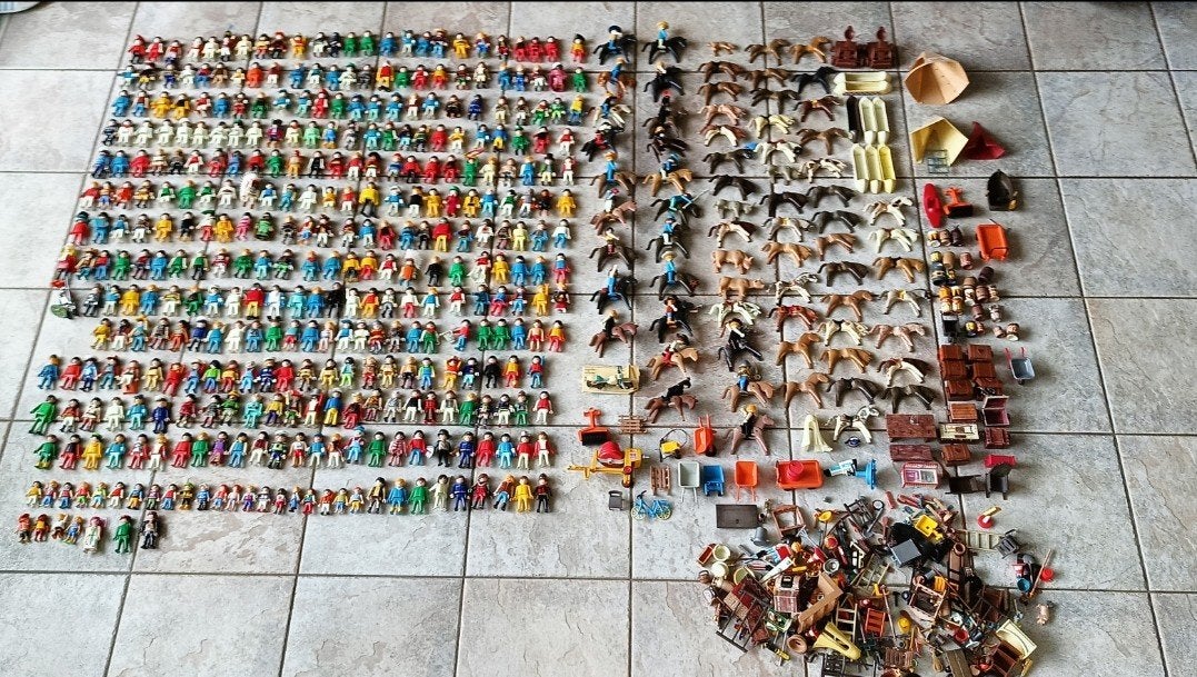 Grote partij oud playmobil meeste Geobra 1974
., Ophalen of Verzenden, Gebruikt, Complete set, Figuren