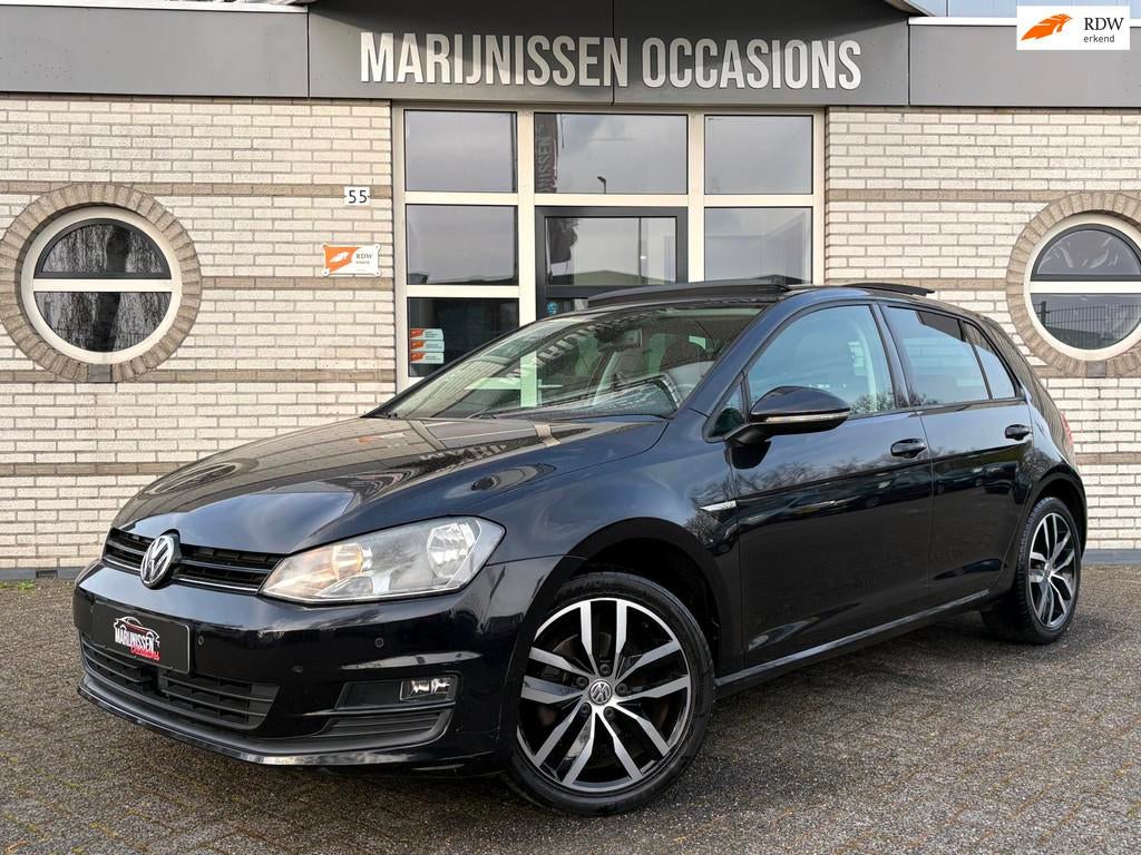 Volkswagen Golf 1.2 TSI CUP Edition|Pano,ACC,PDC|, Auto's, Stof, Gebruikt, Zwart, 4 cilinders