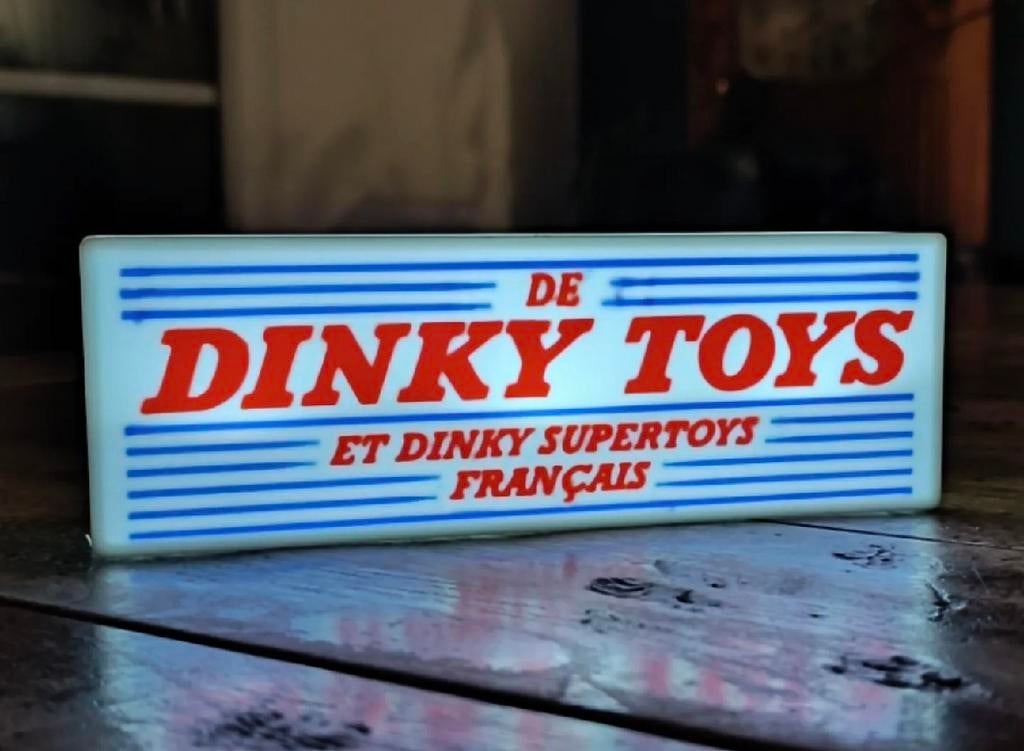 Dinky Toys reclame led lichtbord, Verzamelen, Merken en Reclamevoorwerpen, Ophalen of Verzenden, Zo goed als nieuw, Lichtbak of (neon) lamp
