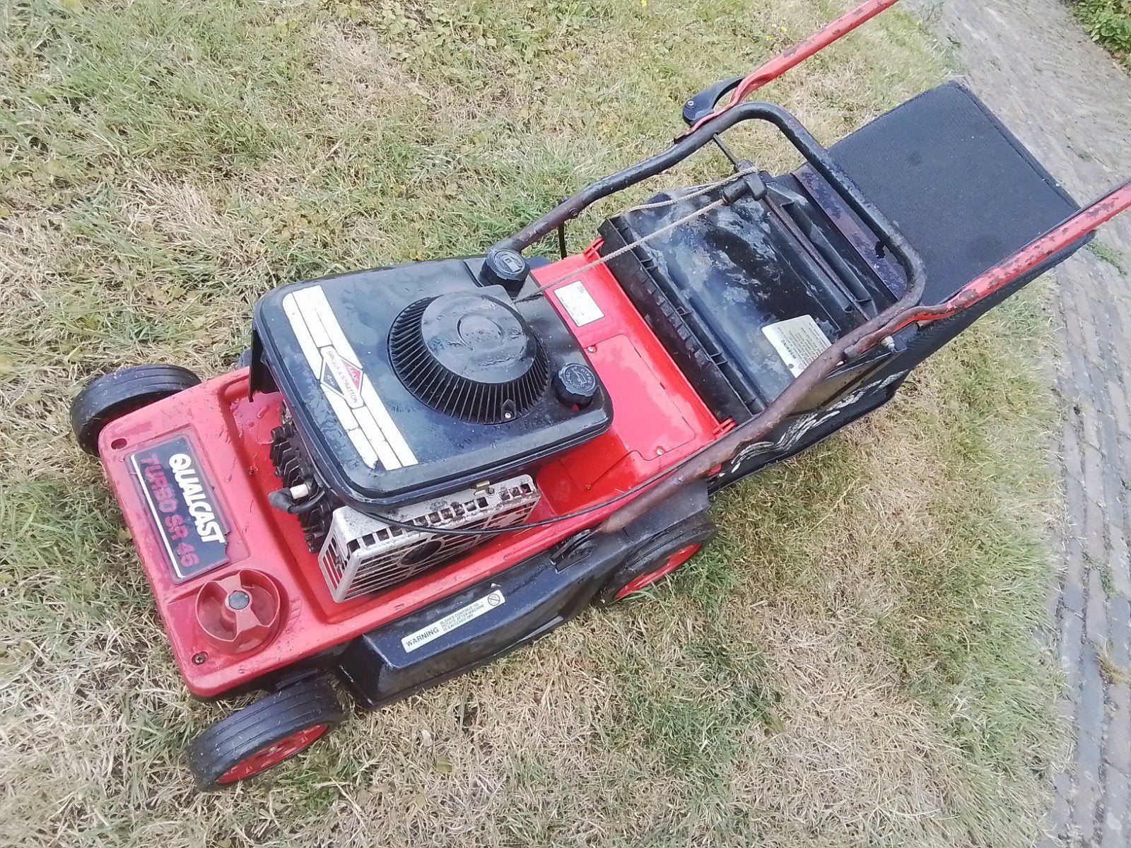 Qualcast Turbo SR46 Benzine Grasmaaier met Opvangzak, Ophalen of Verzenden, Gebruikt, Opvangzak