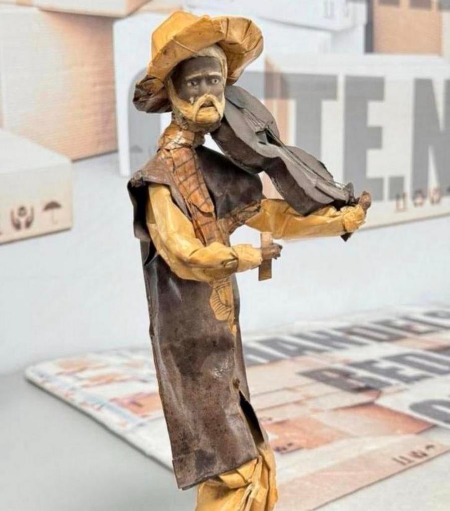 Vintage Mexicaanse Papier-Maché Pop beeldje mexico 35cm, Verzamelen, Beelden en Beeldjes, Ophalen of Verzenden, Zo goed als nieuw