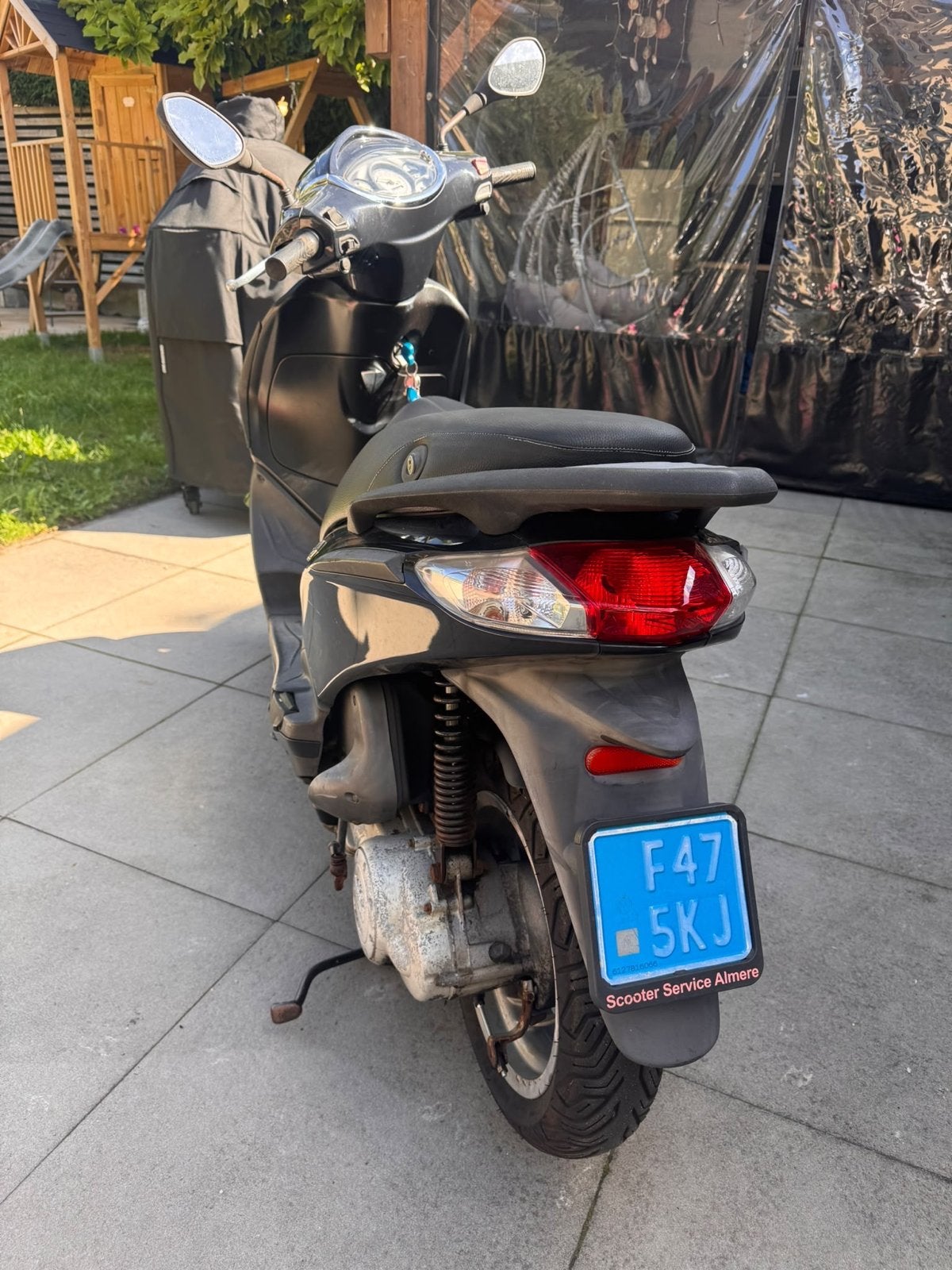 Foto 2 van Piaggio Fly Scooter - Goed onderhouden, 35-40 km/u