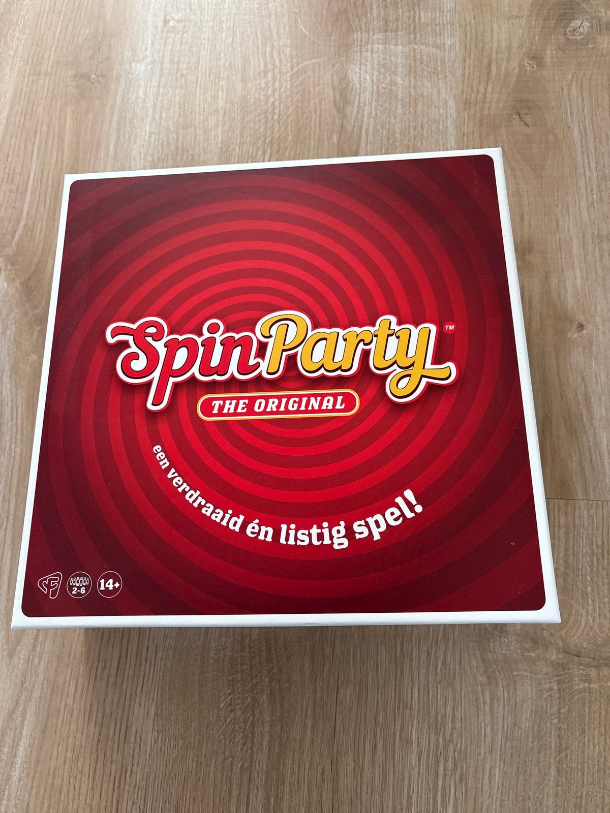Spin Party: Het Originele Gezelschapsspel, Drie of vier spelers, Ophalen, Zo goed als nieuw
