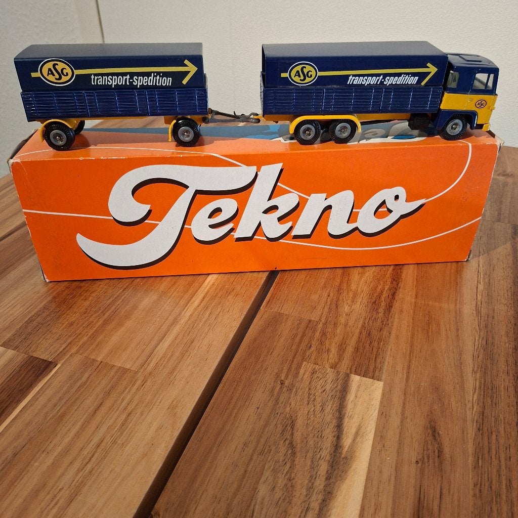 ASG SCANIA 140 CBN  LAGE HUIF+ DAKBORD & DOOS TEKNO N.ST, Verzenden, Zo goed als nieuw, Bus of Vrachtwagen, Tekno