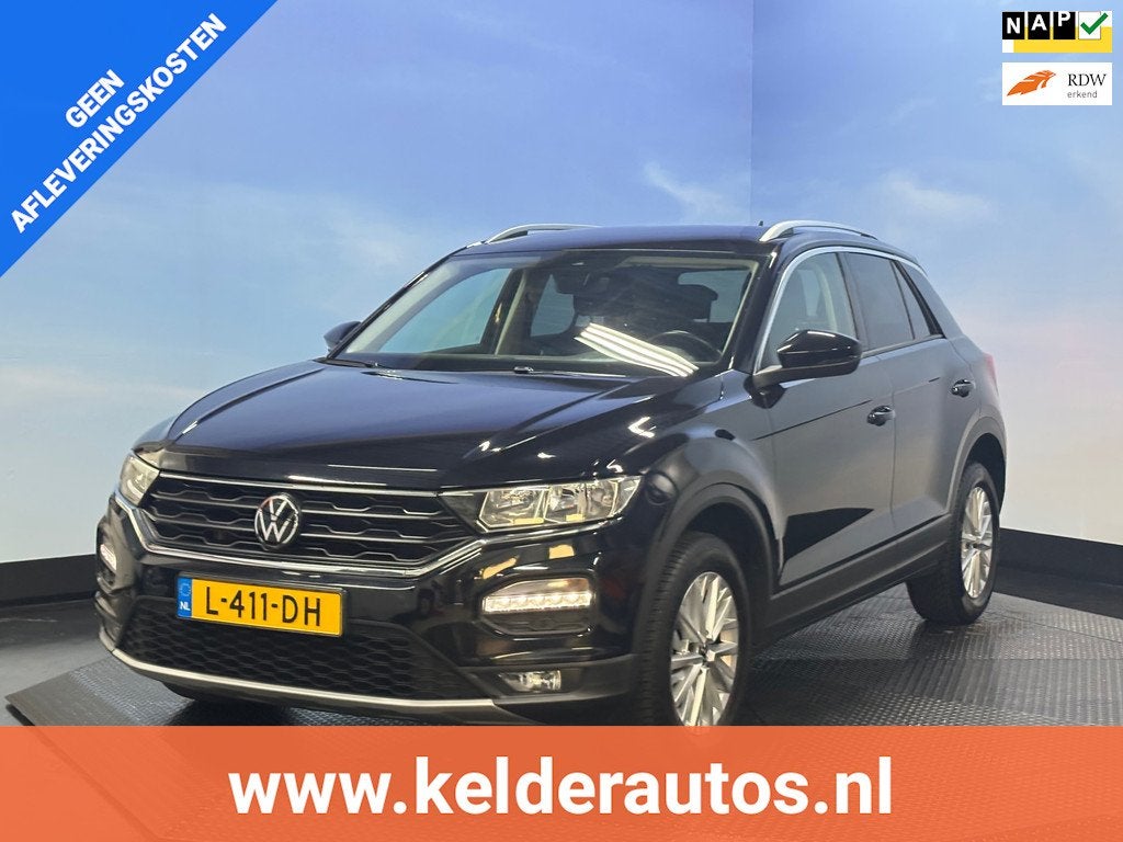 Volkswagen T-Roc 1.0 TSI Style Business Airco | Cruise | Nav, Voorwielaandrijving, Stof, Gebruikt, Euro 6