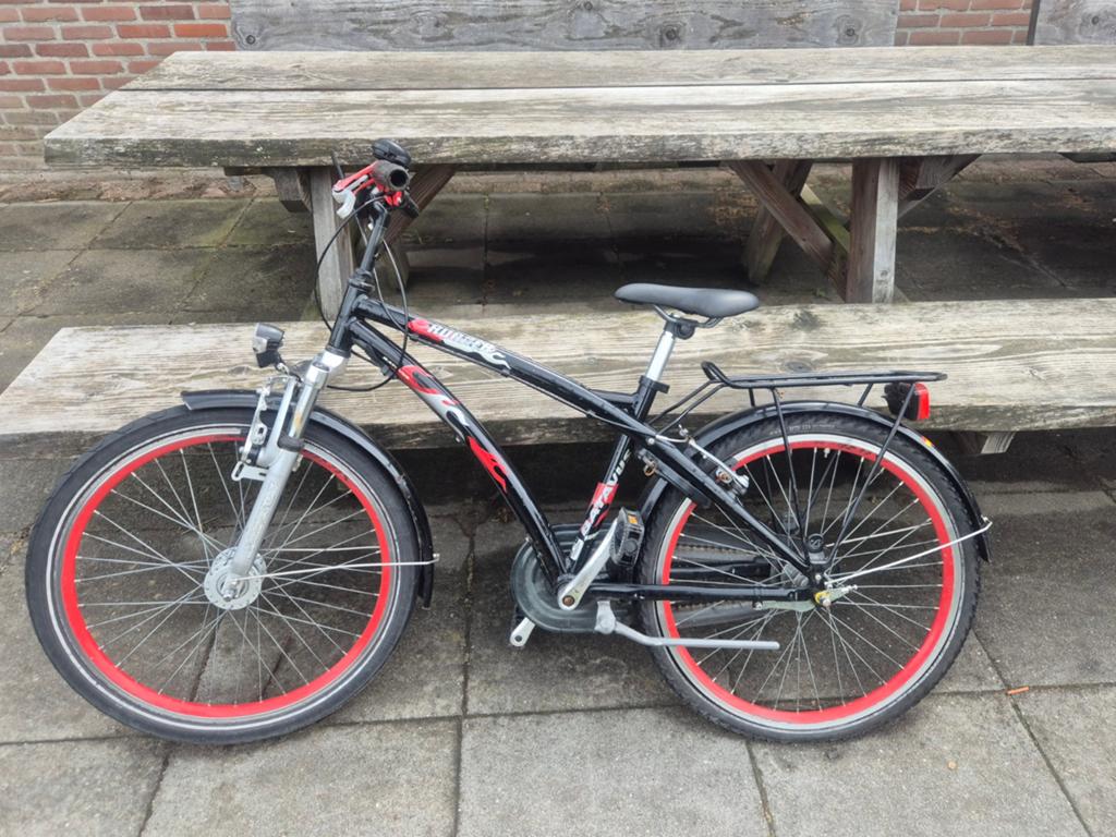 Batavus Runner 24 inch kinderfiets - Zwart/Rood, Ophalen, Gebruikt, Velgrem, Versnellingen