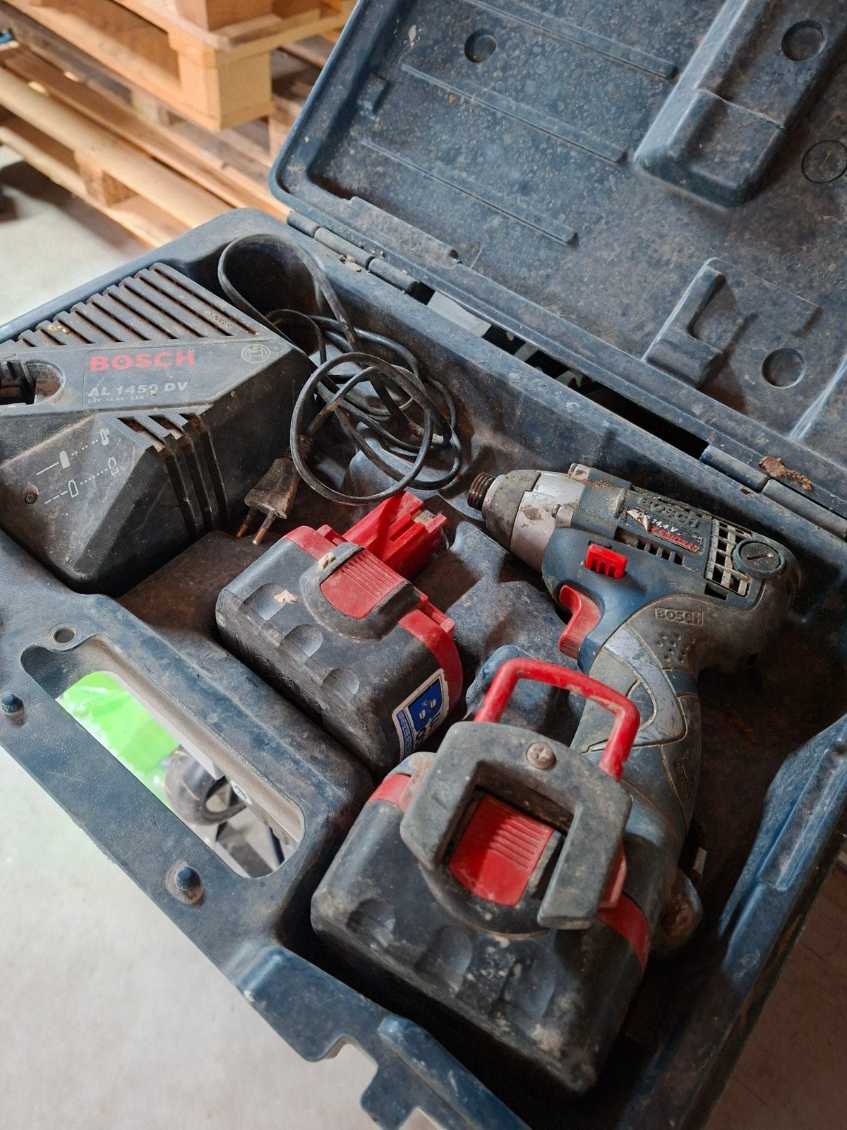Bosch GDR 14,4 V Professional Slagmoersleutel met Accu's en, Ophalen, Gebruikt, Variabele snelheid, Overige typen