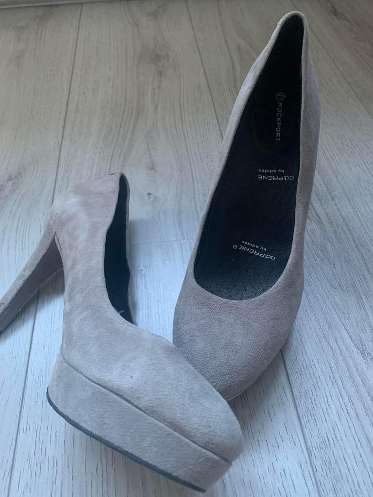 Grijze pumps no-stress, Ophalen of Verzenden, Zo goed als nieuw, Grijs