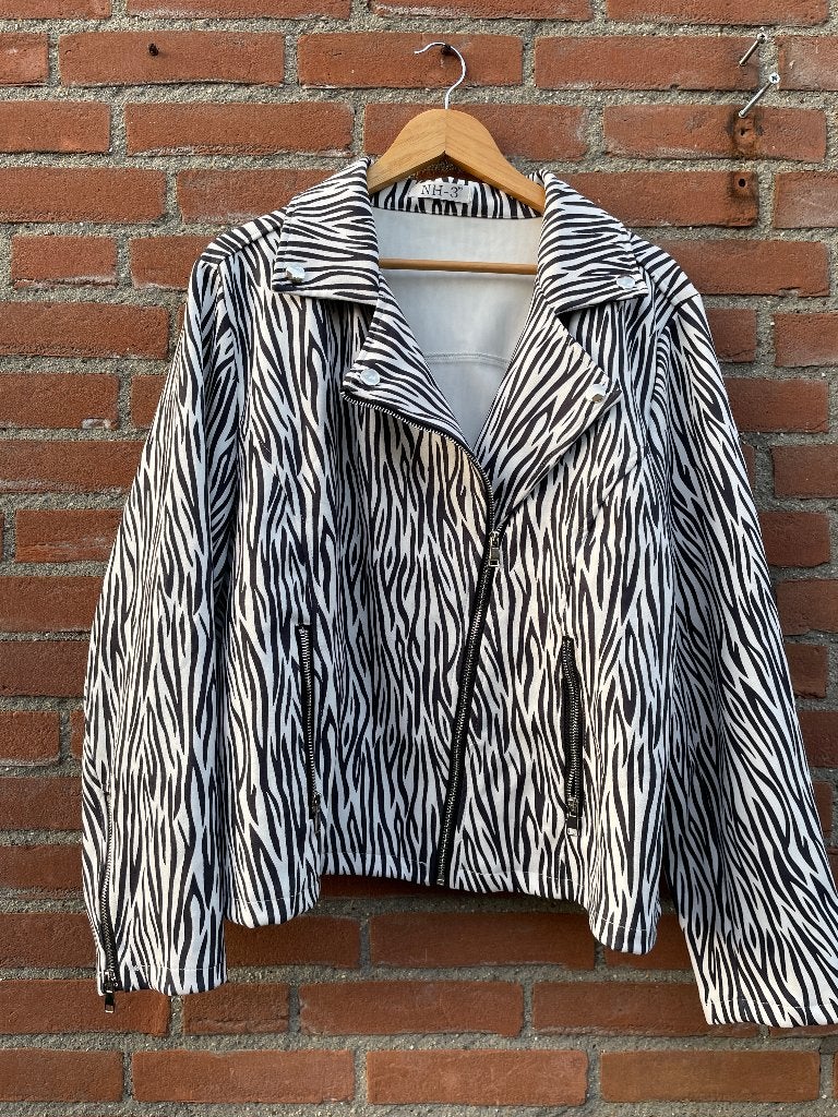 Jasje mt 50 MH-3, Kleding | Dames, Grote Maten, Meerkleurig, Ophalen of Verzenden, Zo goed als nieuw, Jasje of Colbert