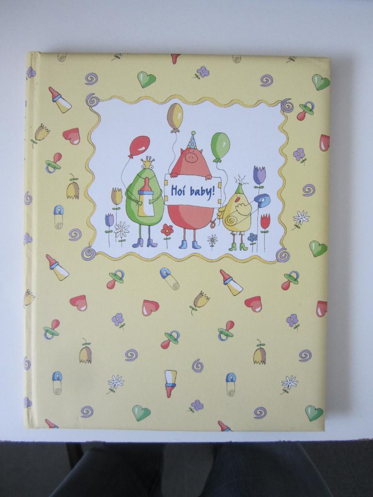 MIJN EERSTE BABYBOEK , NIEUW, Ophalen, Nieuw