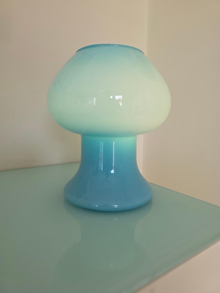 Vintage Murano paddestoel lamp - blauw/wit glas, Huis en Inrichting, Lampen | Tafellampen, Zo goed als nieuw, 50 tot 75 cm, Glas