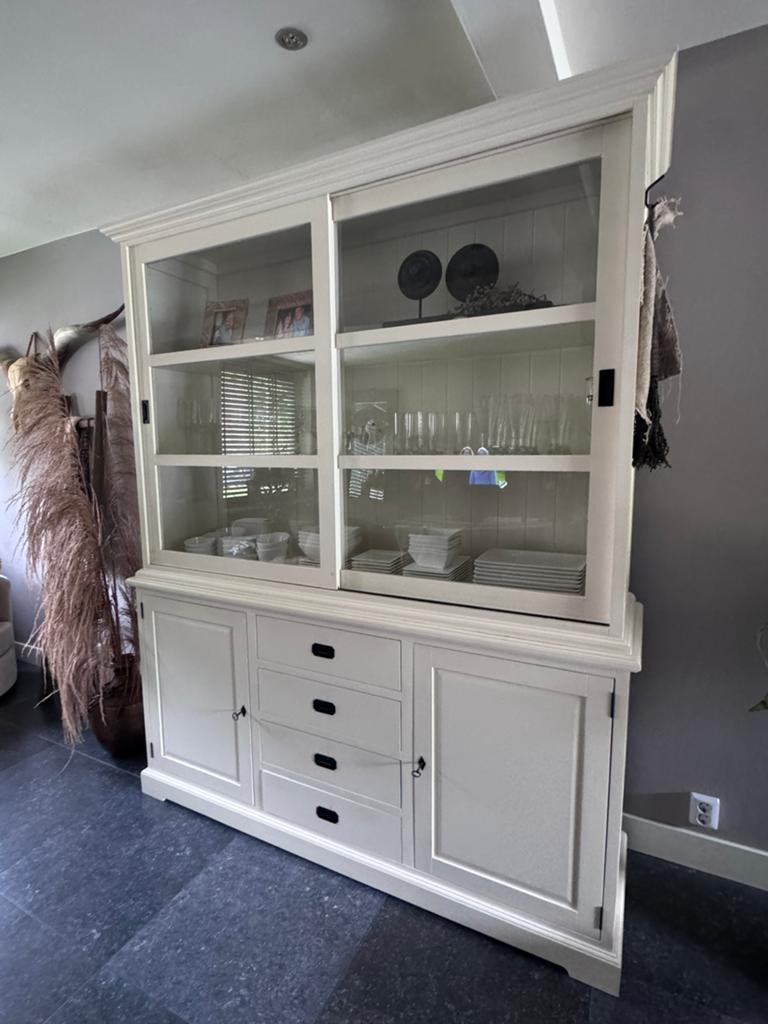 Landelijke buffetkast, Huis en Inrichting, Kasten | Buffetkasten, Ophalen of Verzenden, Gebruikt, 25 tot 50 cm, 200 cm of meer