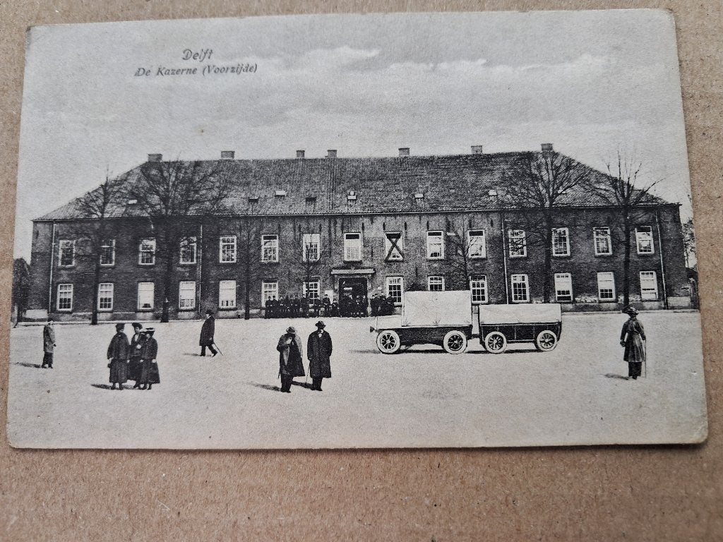 Delft - De Kazerne Voorzijde (1919), Verzenden, Voor 1920, Gelopen, Zuid-Holland