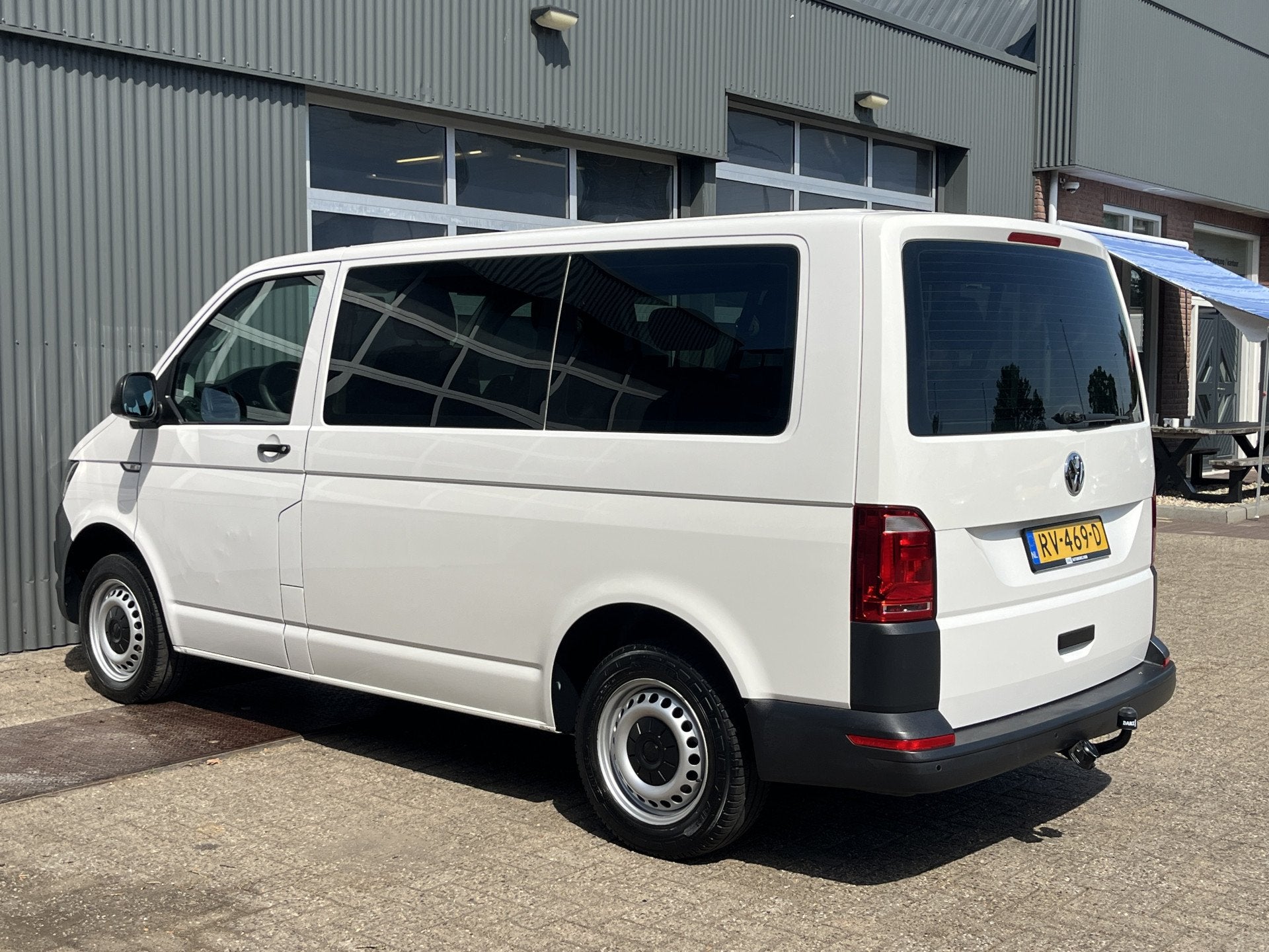 Volkswagen Transporter Kombi 2.0 TDI L1H1 BTW EN BPM VRIJ! E, Stof, Gebruikt, 2500 kg, Wit
