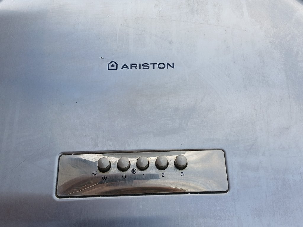 Afzuigkap , Ariston, Ophalen, Gebruikt, Vrijstaand, Wandschouwkap