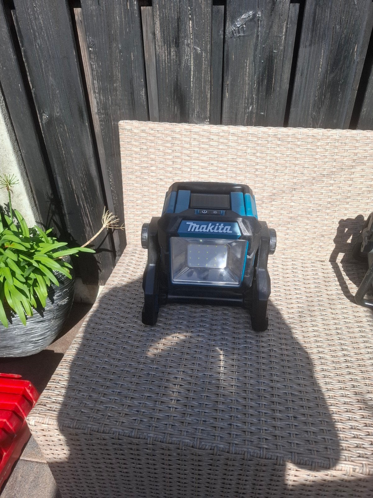 Makita ML003GLED Bouwlamp zo  goed als nieuw      ophalen, Ophalen, Zo goed als nieuw