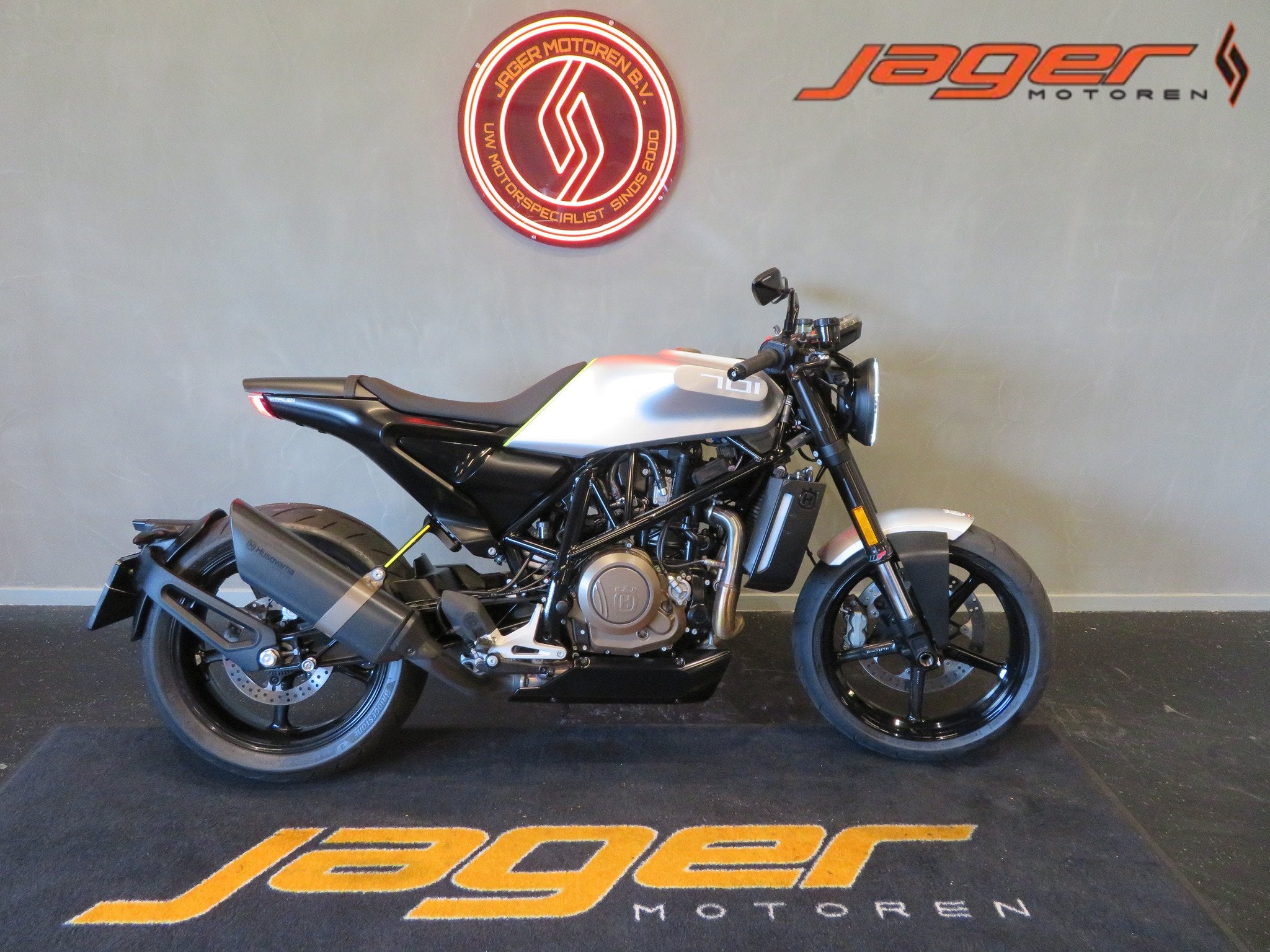Husqvarna VITPILEN 701 TOPSTAAT! (bj 2019), Naked bike, Gebruikt, Bedrijf