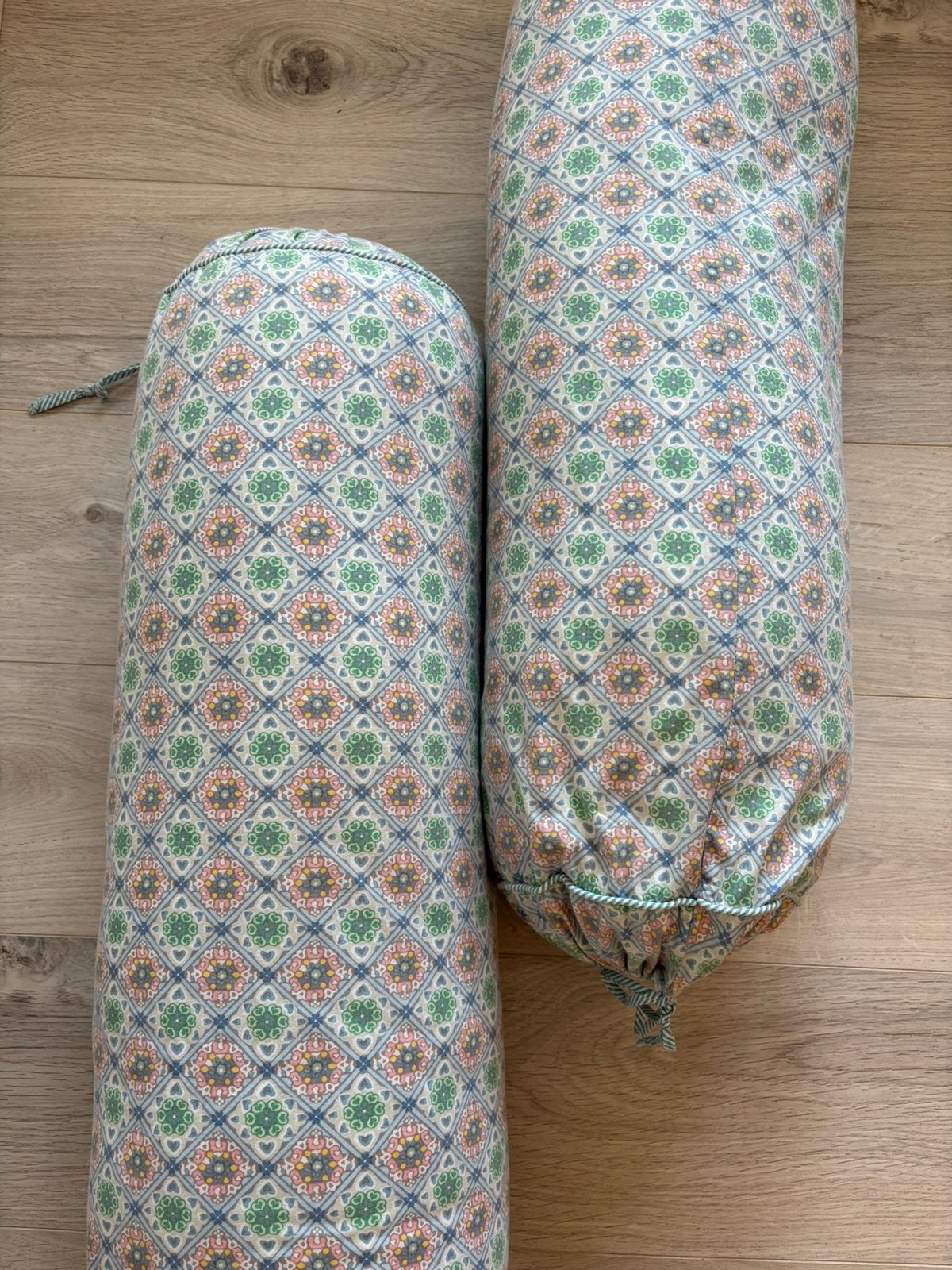 2 stuks Sissy Boy kussens, Ophalen, Overige merken, Rond, Zo goed als nieuw