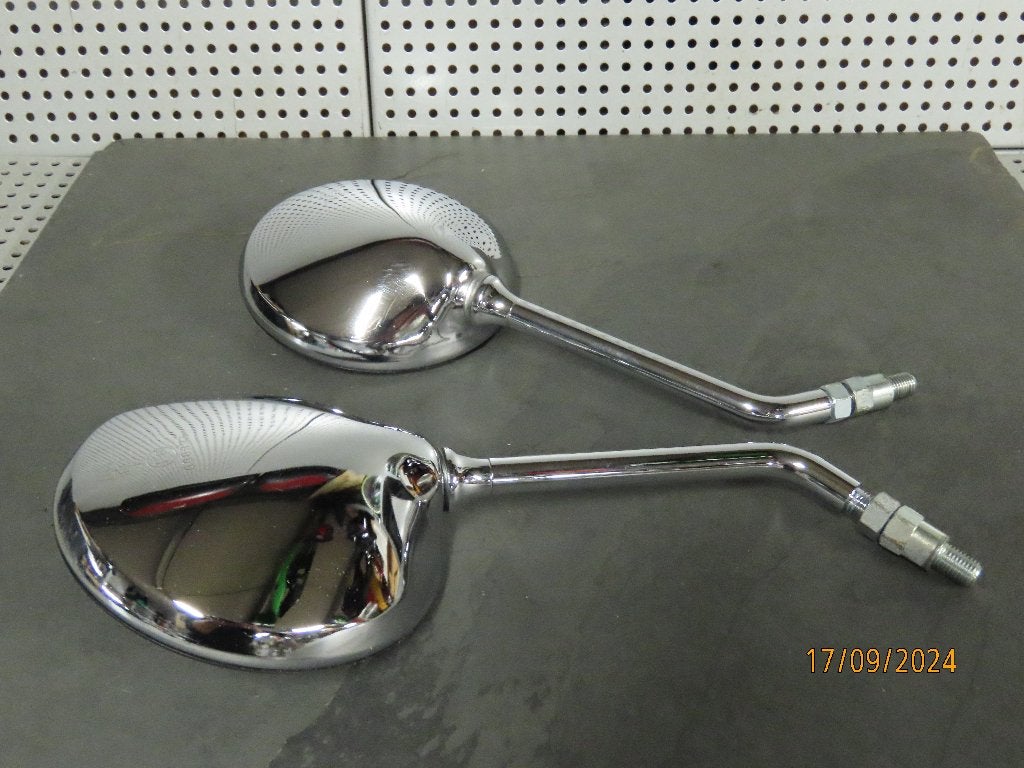 Set Spiegels Chroom M10 aansluiting Spiegel L & R z.g.a.n., Ophalen of Verzenden, MCU