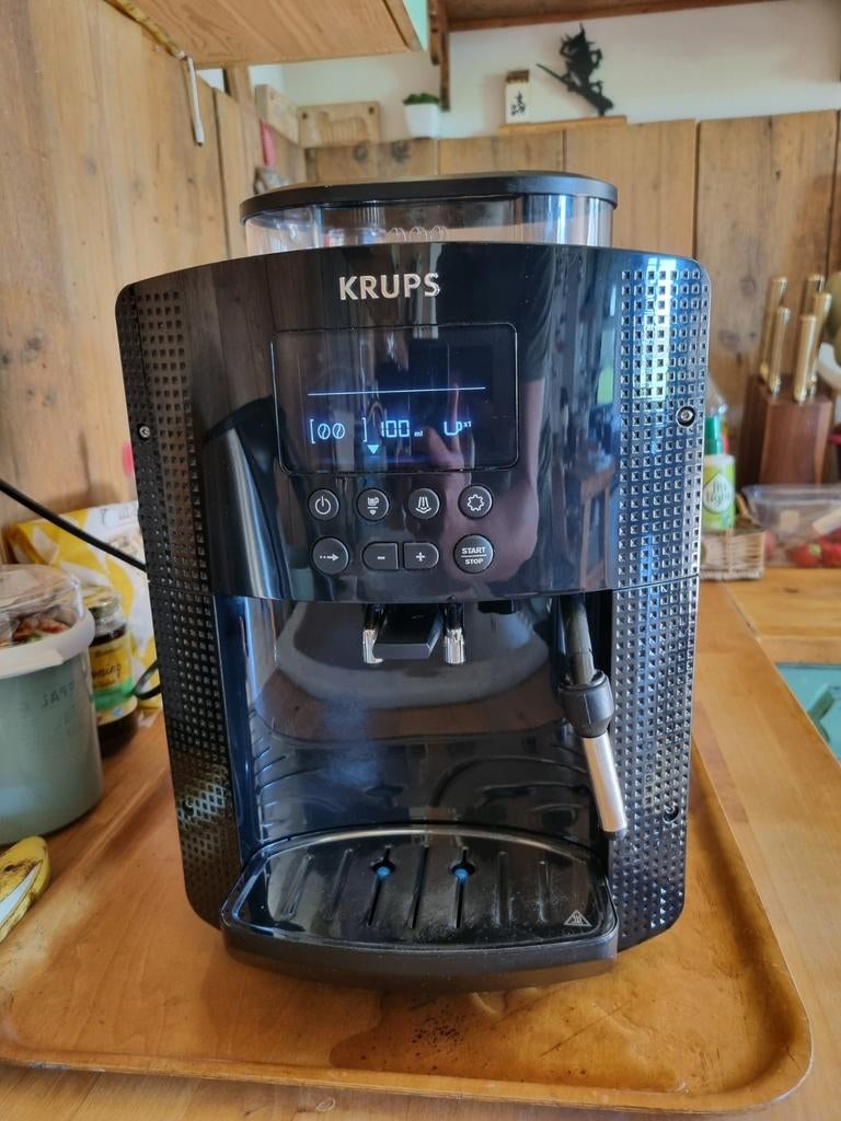 Krups EA81 EA8150 Koffievolautomaat (lekt), Witgoed en Apparatuur, Koffiezetapparaten, Ophalen of Verzenden, Gebruikt, Koffiemachine