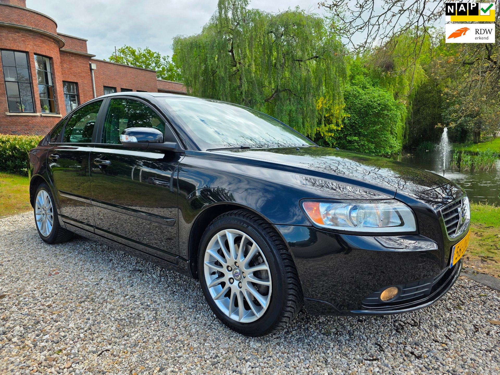 Volvo S40 2.4 Edition II XENON/leer/AUTOMAAT, Auto's, Gebruikt, 700 kg, 2435 cc, Sedan