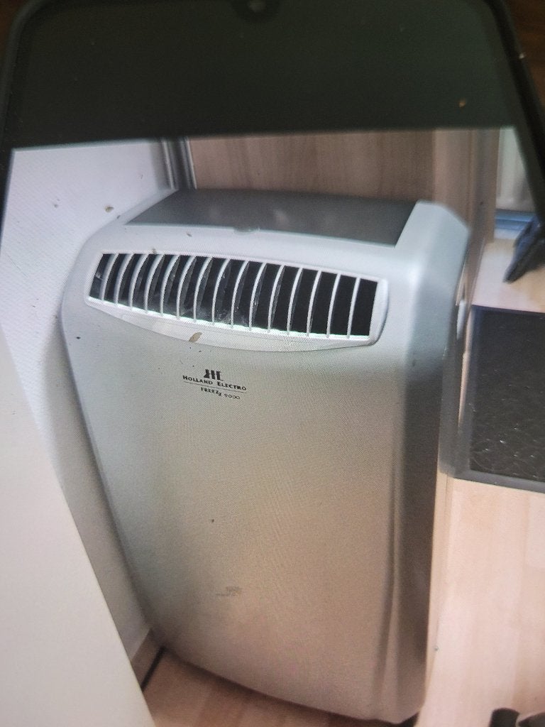 Mobiele airco met afvoerslang - Holland Electro freezz 9000, Ophalen, Gebruikt, Minder dan 60 m³, 3 snelheden of meer