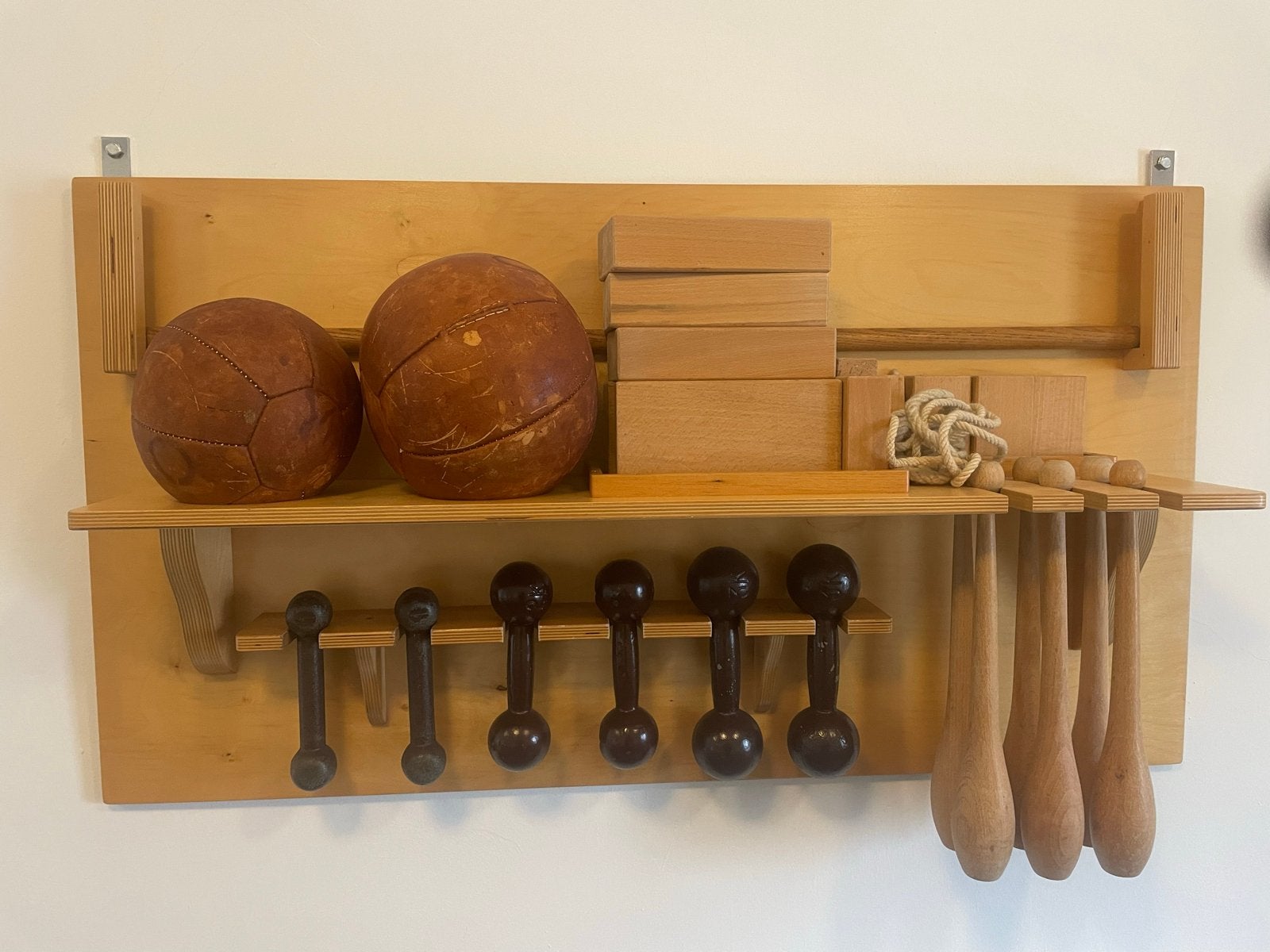 Vintage Gymrek met Sportartikelen - Unieke Decoratie, Ophalen, Gebruikt