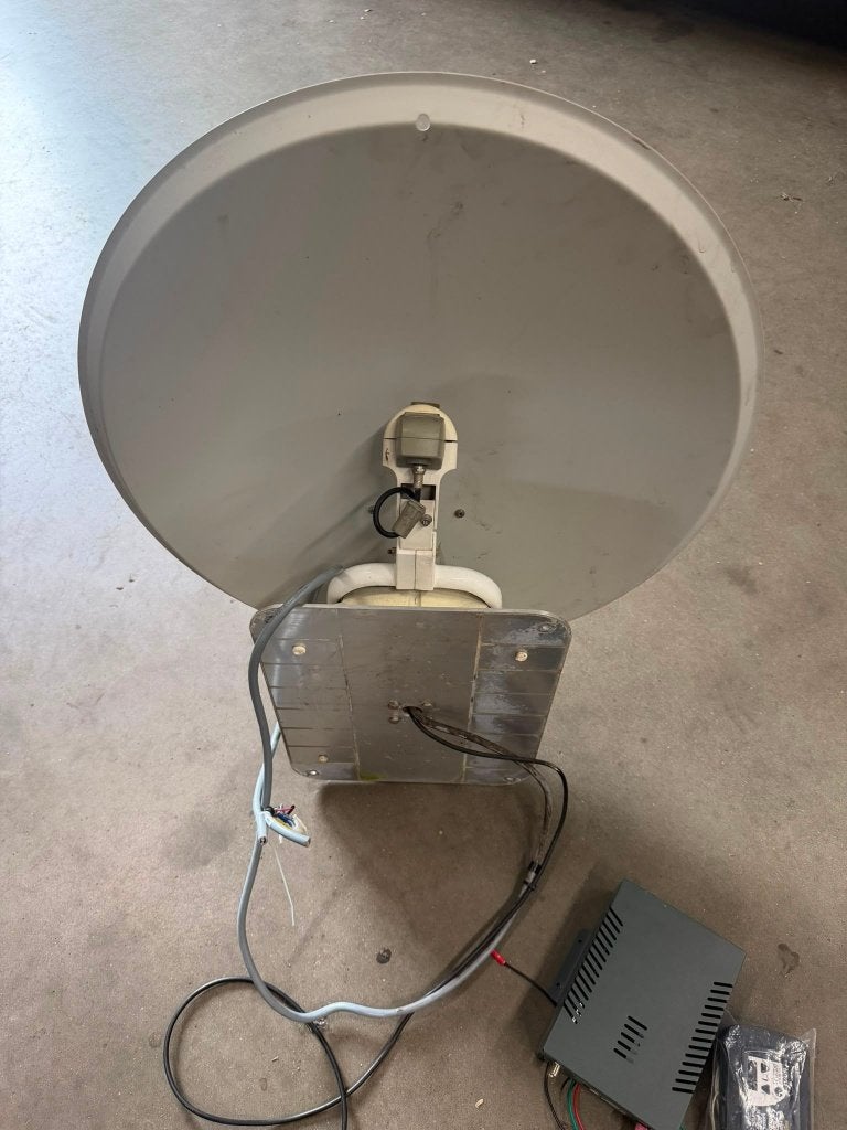 Schotel Telesat camper, Ophalen, Gebruikt, (Schotel)antenne, Overige merken