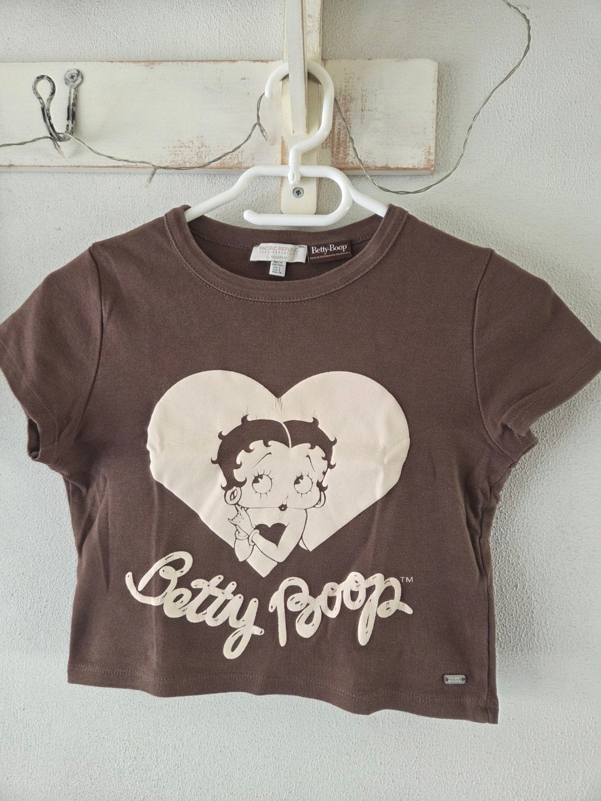 Betty Boop Crop Top - Pacific Republic, Bruin, Ophalen of Verzenden, Zo goed als nieuw, Korte mouw