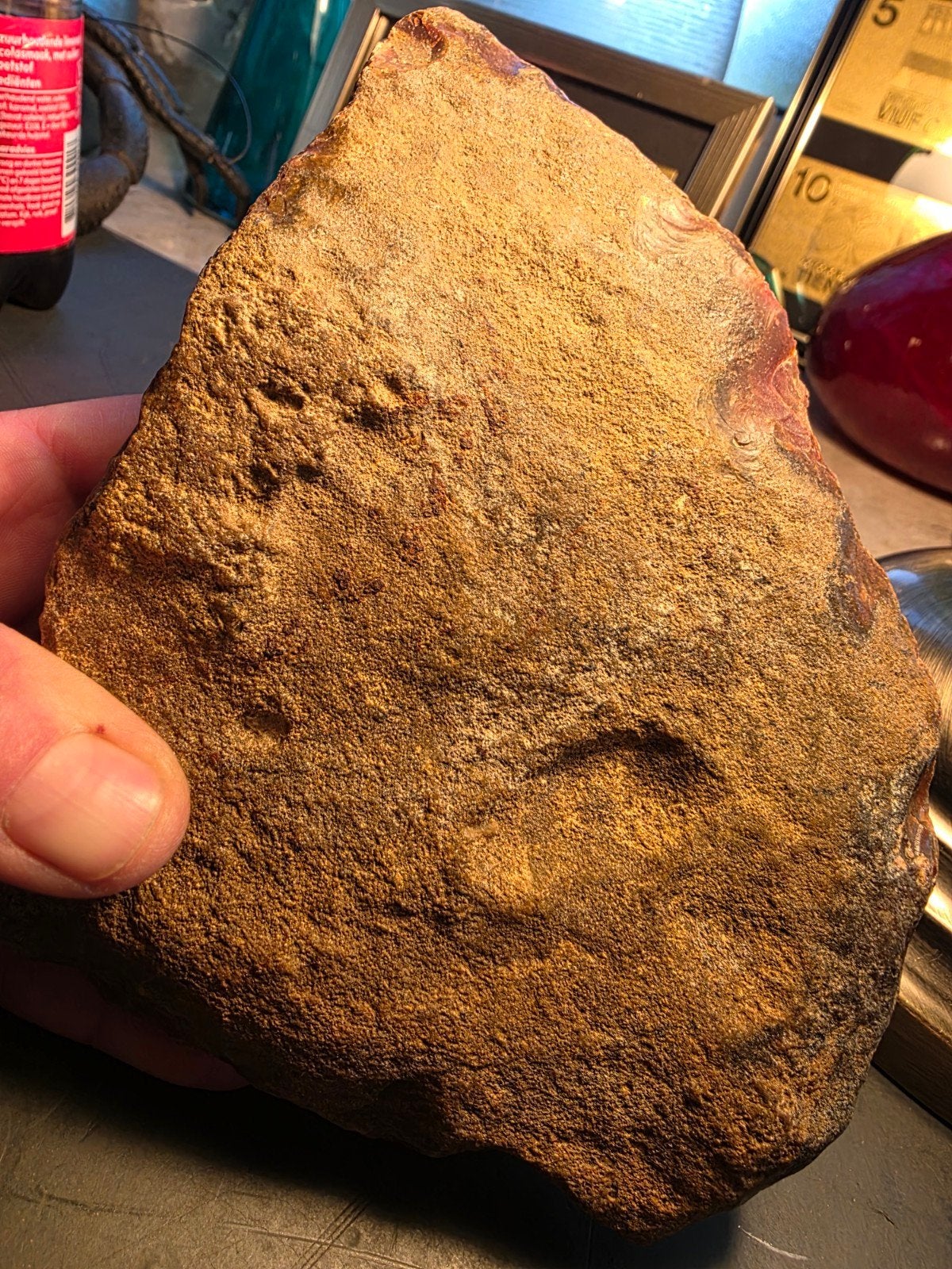 Grote Rode Vuistbijl - Prehistorisch Neanderthaler Artefact, Ophalen of Verzenden, Overige typen
