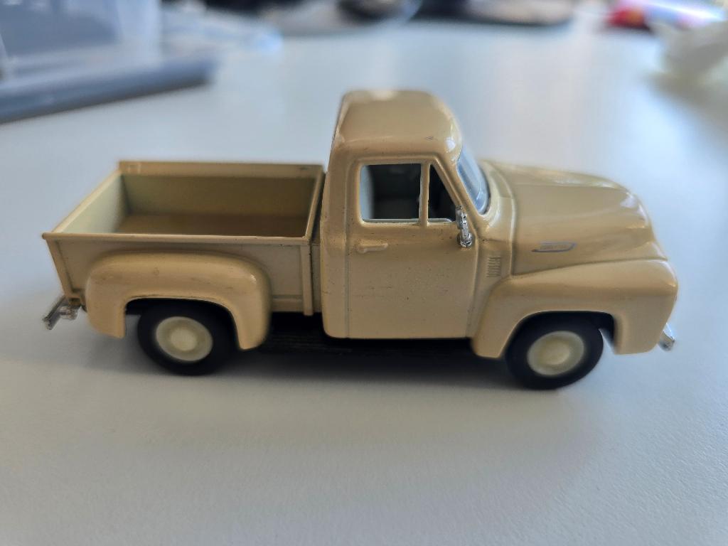 Ford pickup 1953 1/43, Ophalen of Verzenden, Gebruikt, Auto, Overige merken