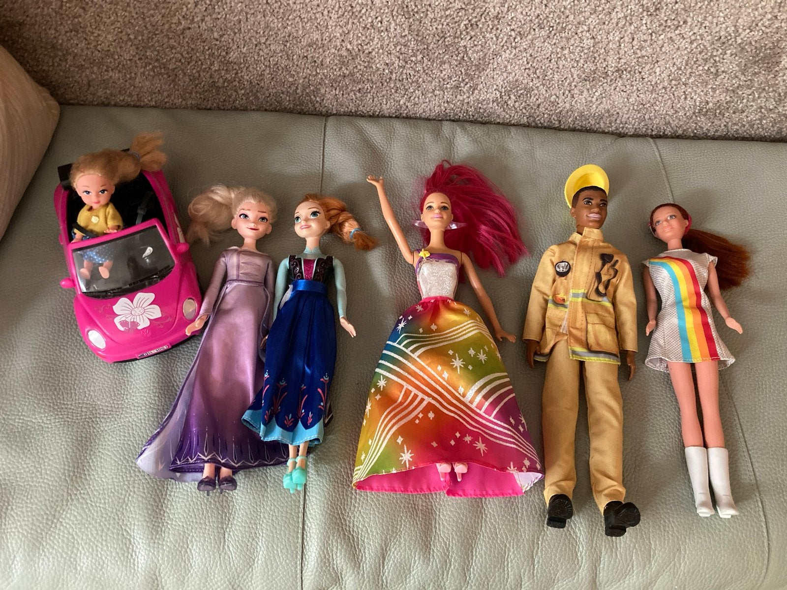 Leuke Barbiepoppen K3, Frozen en Chelsea met camper en auto, Ophalen, Gebruikt, Barbie