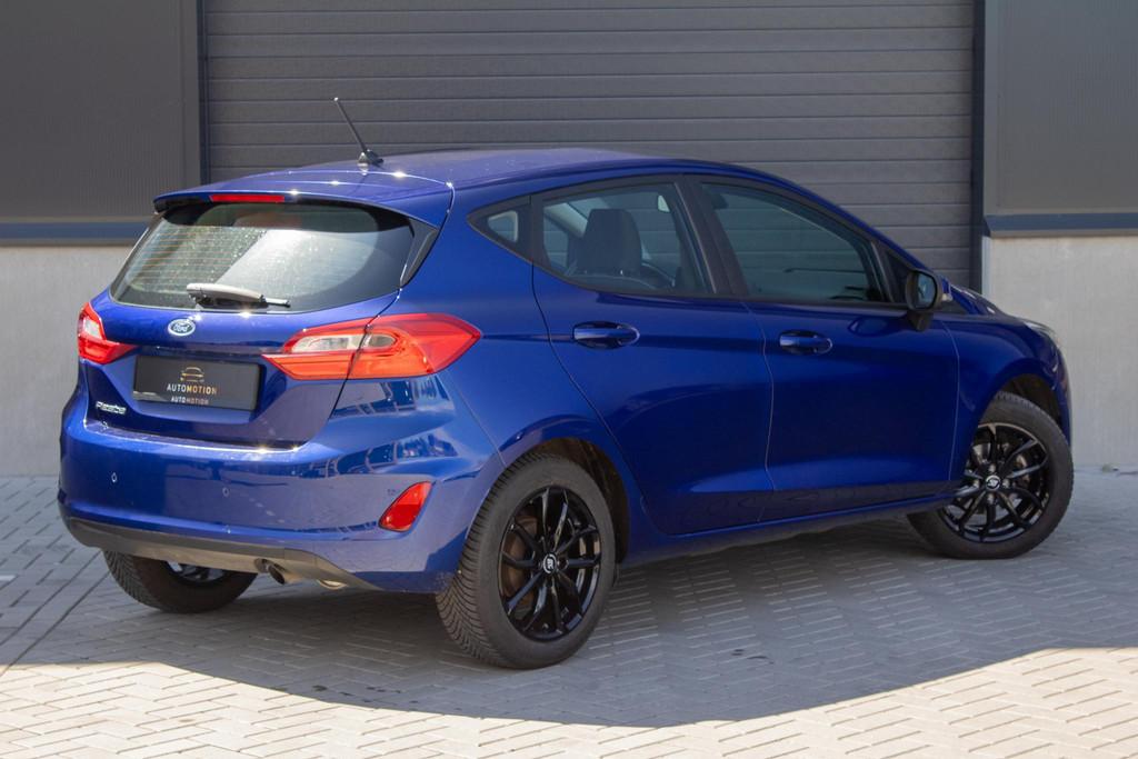 Ford Fiesta 1.1 Trend AppleCarplay Parkeersensor Laneassist, Voorwielaandrijving, Parkeersensor, Met garantie (alle), Blauw