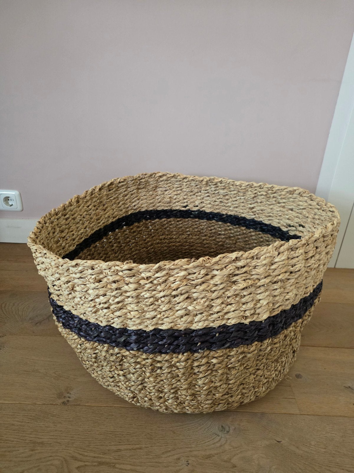 Vtwonen mand van gevlochten zeegras - 60x33cm, Ophalen, Gebruikt, Mand, Rond